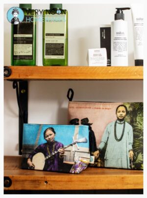 Travel pouch - Indochine colour - Guitar woman on shelves - framed
