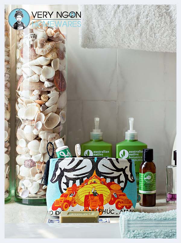 Travel pouch sm - Labor... in bathroom